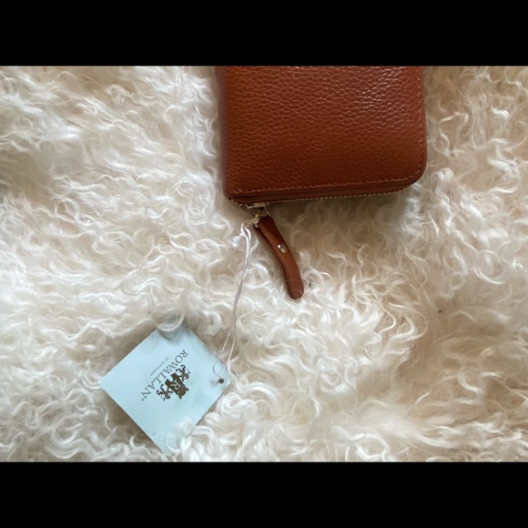 - NEW- Rowallan of Scotland Turn-Lock Wallet - Camel - Picture 9 of 12